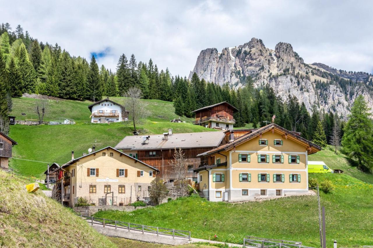 Muncion Apparte Pozza di Fassa Exterior foto